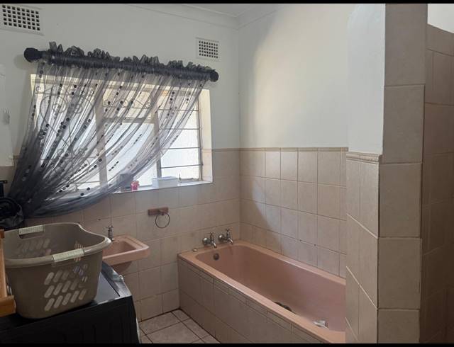 3 BEDROOM FREEHOLD FOR SALE IN BRAKPAN CENTRAL